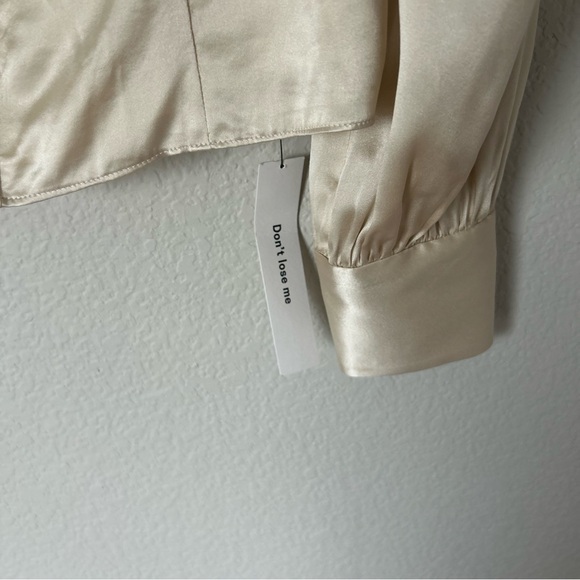 NWT Reformation Chiara Top in Almond - Picture 5 of 6